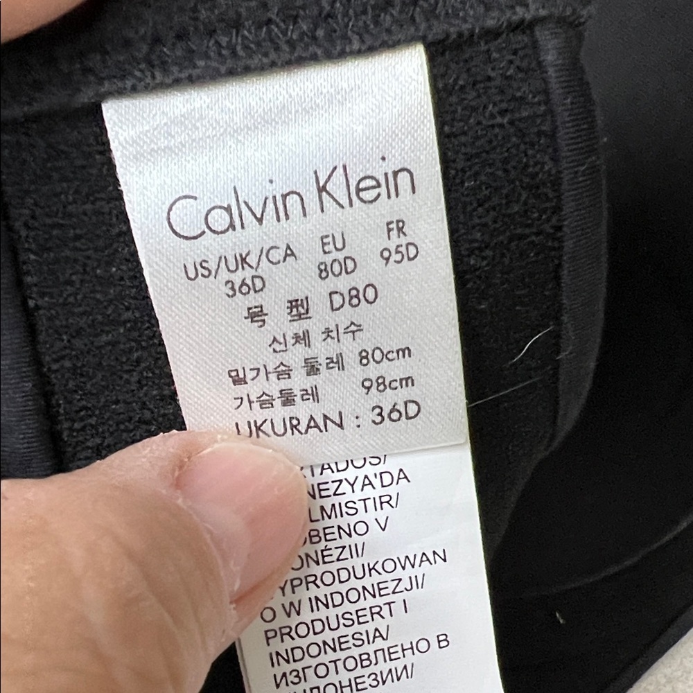Calvin Klein Elegant Black Bra - Picture 3 of 4